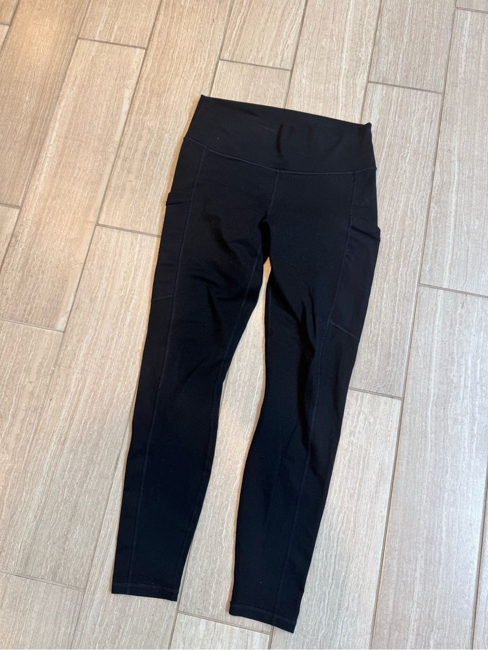 EUC Fabletics PowerHold Leggings
